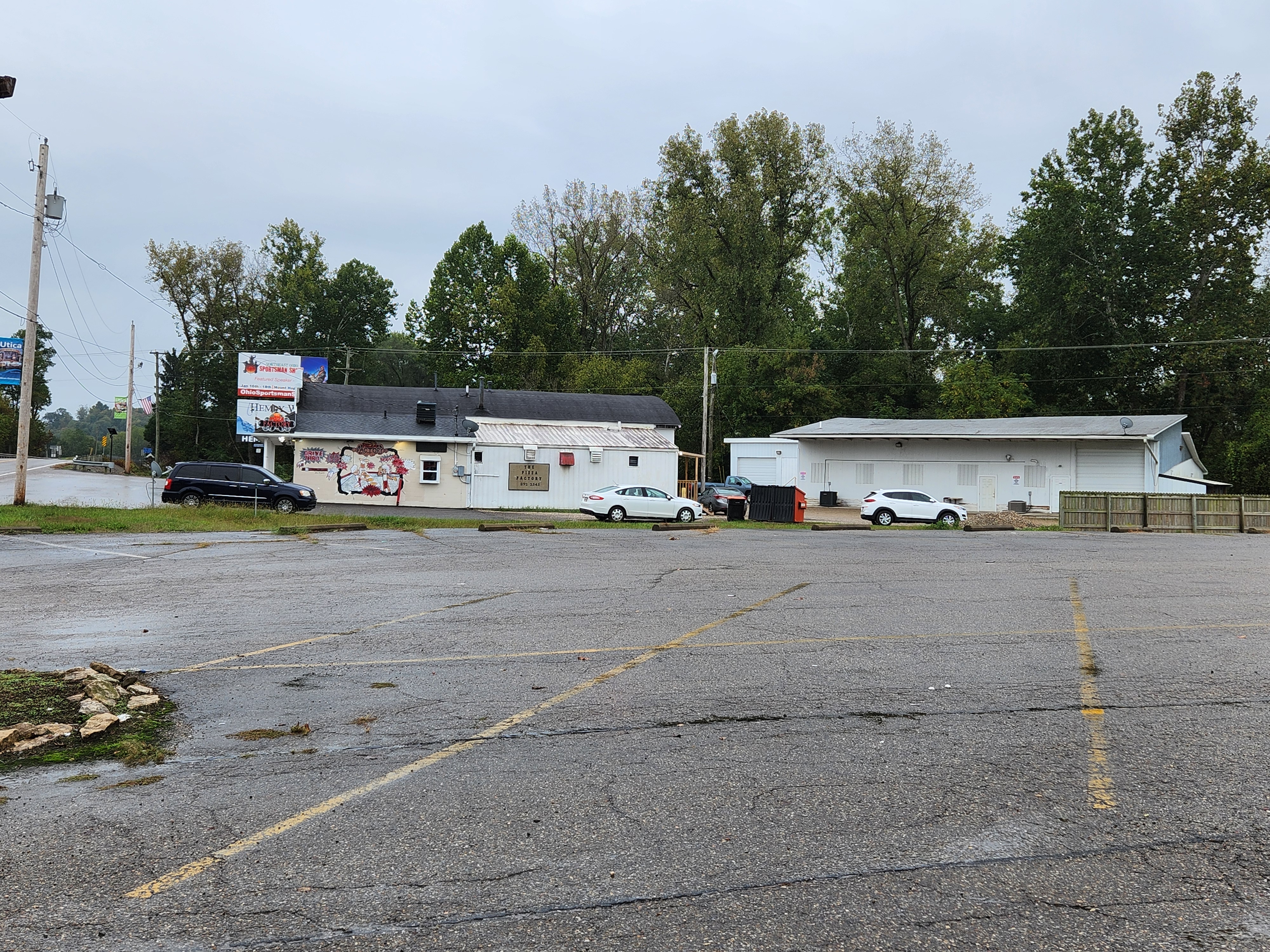 6 unit commercial plus billboard, 2 buildings, 1.8 acre